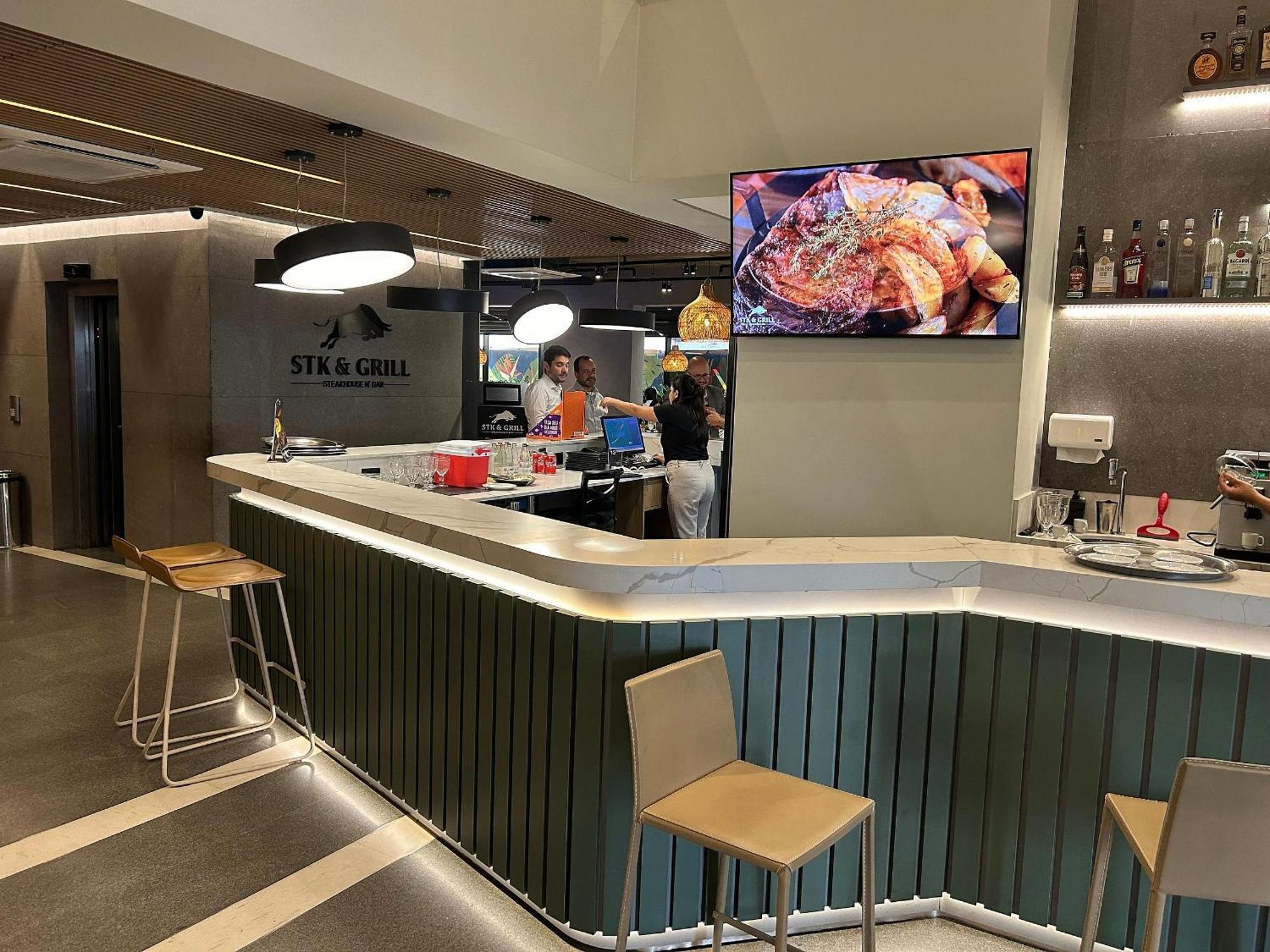 Flat Particular Dentro Do Hotel Executive Transamerica Faria Lima! 圣保罗 外观 照片
